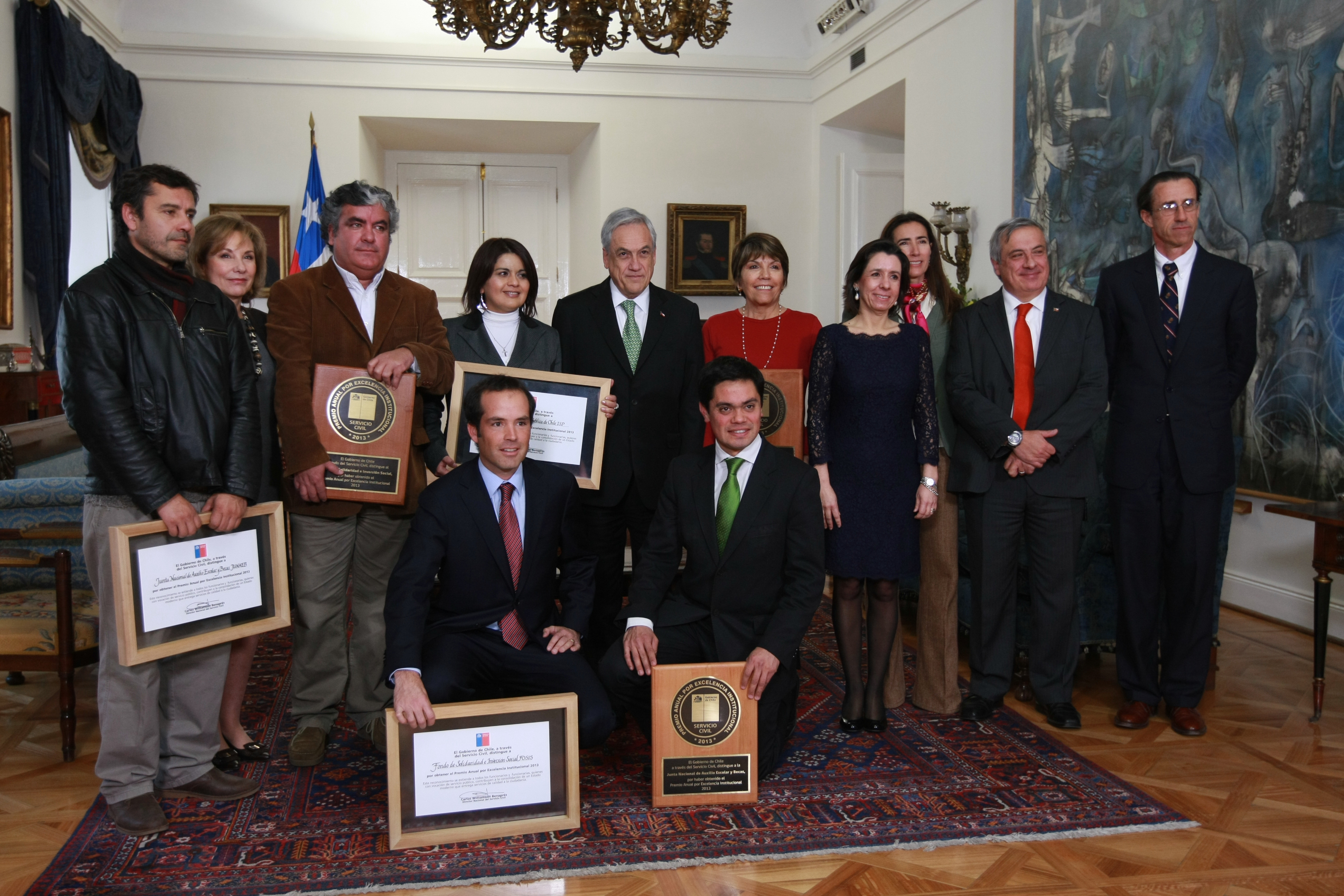 Presidente de la República entrega Premio Anual Por Excelencia Institucional 2013