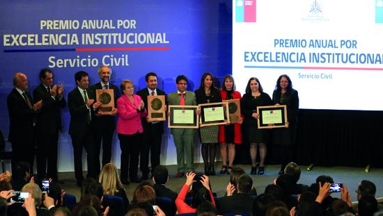 26 instituciones postulan al Premio Anual por Excelencia Institucional 2017